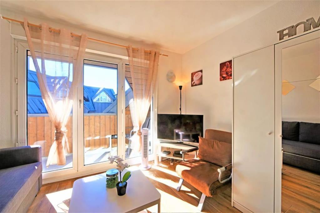 Embnb - Near Geneva - S204,4 *